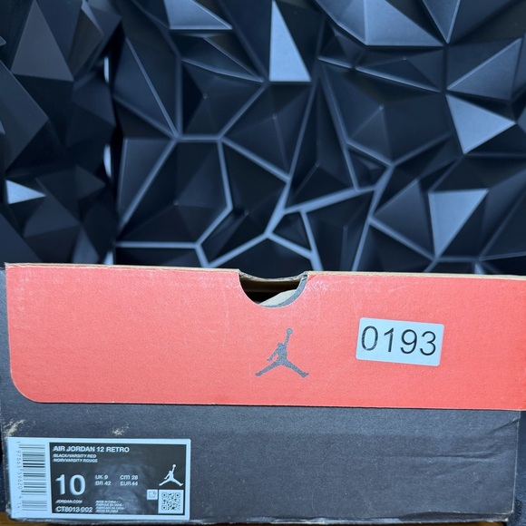 Jordan Men's Black Retro 12 - Picture 12 of 12